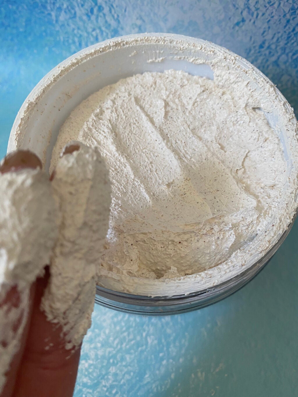 オーガニックフレグランスクッションスクラブ/MAPUTI/スクラブ・ゴマージュを使ったクチコミ(2枚目)