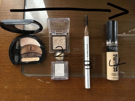 ビッグアイ シャドウ/MAYBELLINE NEW YORK/アイシャドウパレットを使ったクチコミ(2枚目)