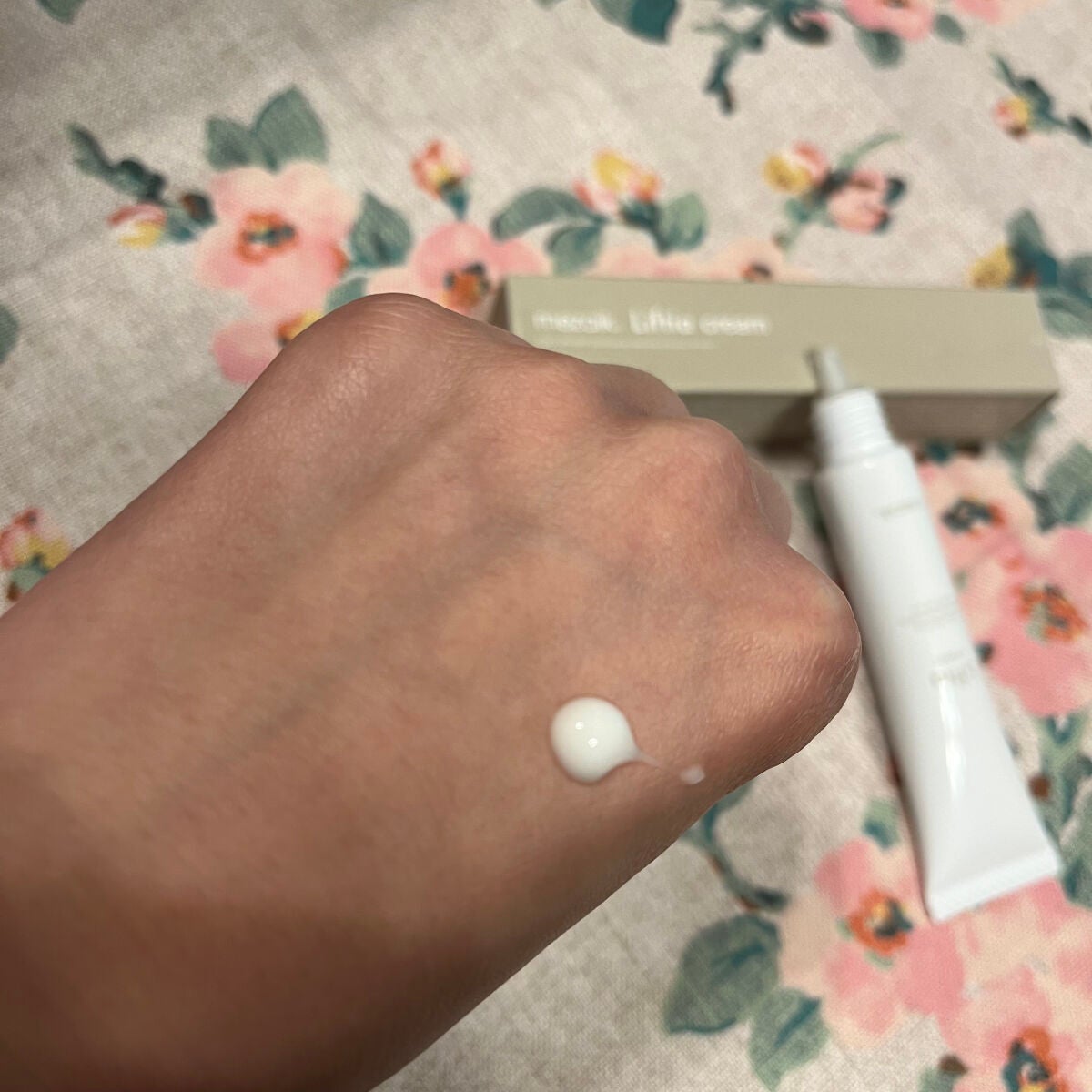 リフティアクリーム(目元用クリーム )/メザイク/アイケア・アイクリームを使ったクチコミ(2枚目)