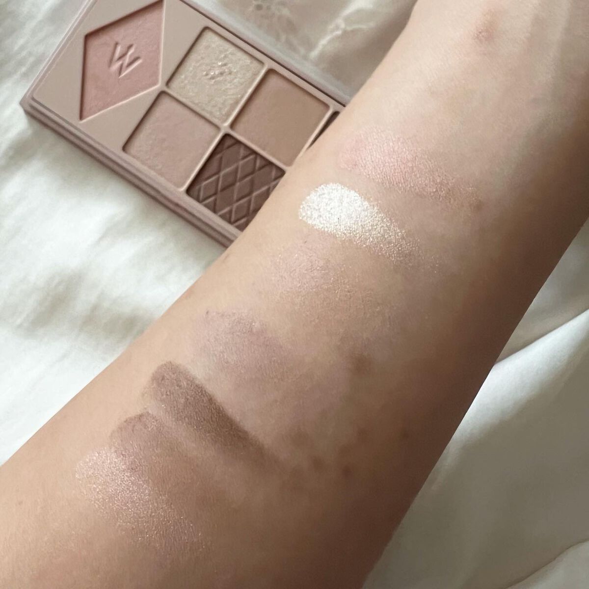 ウォンジョンヨ W デイリームードアップパレット /Wonjungyo/アイシャドウパレットを使ったクチコミ(4枚目)