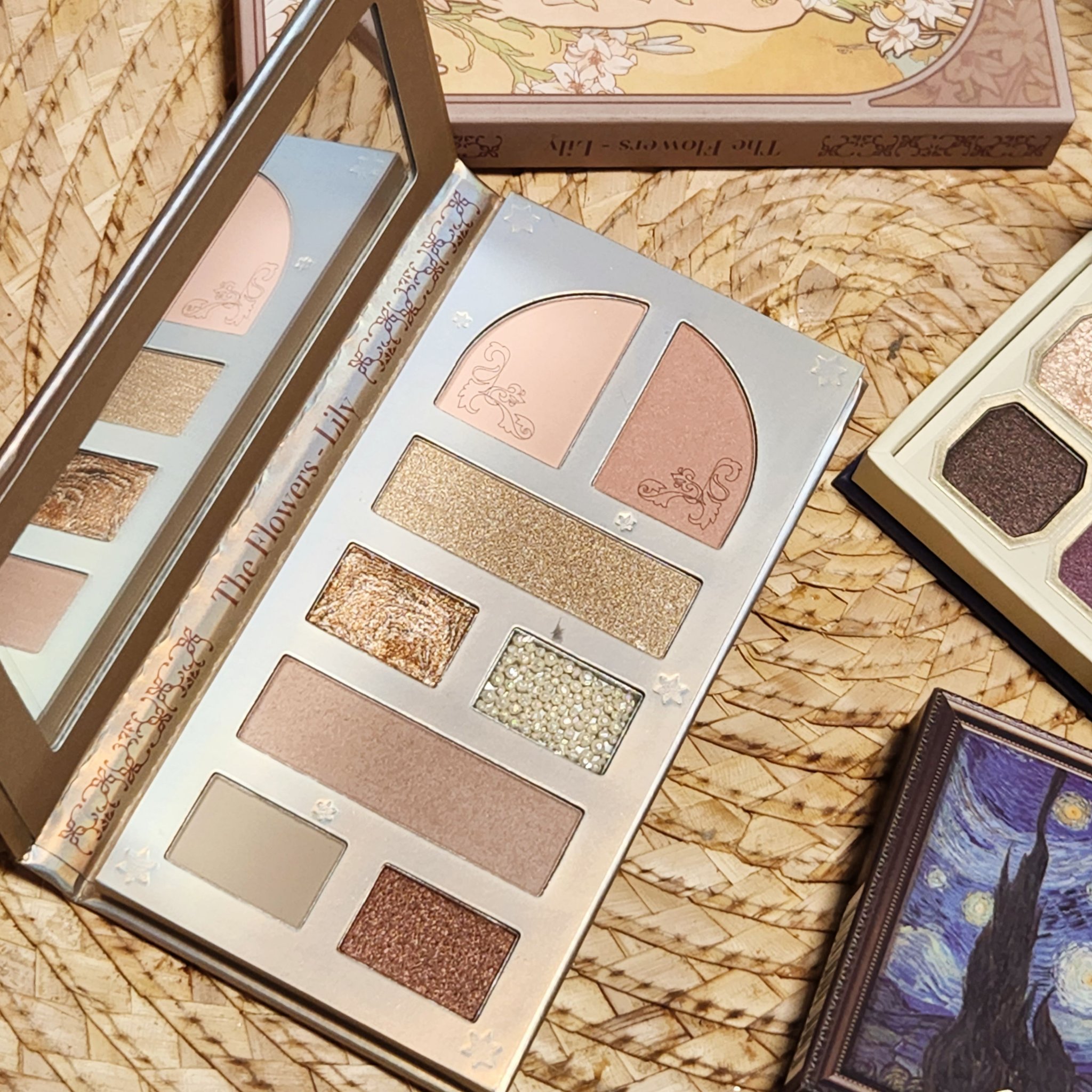 絵画アイシャドウパレット 04 日傘の女 マイメロディ コラボ/MilleFée/アイシャドウパレットを使ったクチコミ（3枚目）