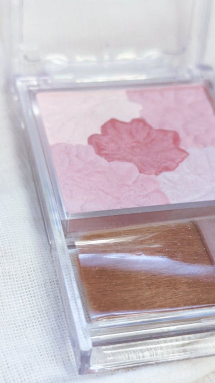 グロウフルールチークス/キャンメイク/パウダーチークを使ったクチコミ(2枚目)