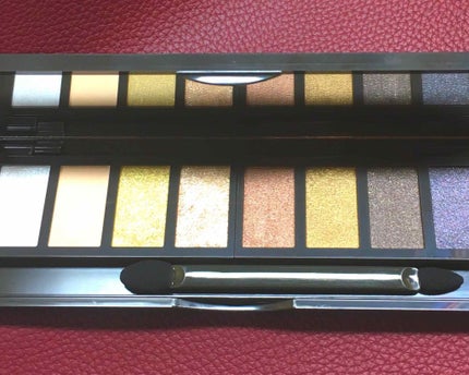 グラマラスリッチ アイパレット (クリスマスコフレ 2018)/Visée/メイクアップキットを使ったクチコミ(2枚目)