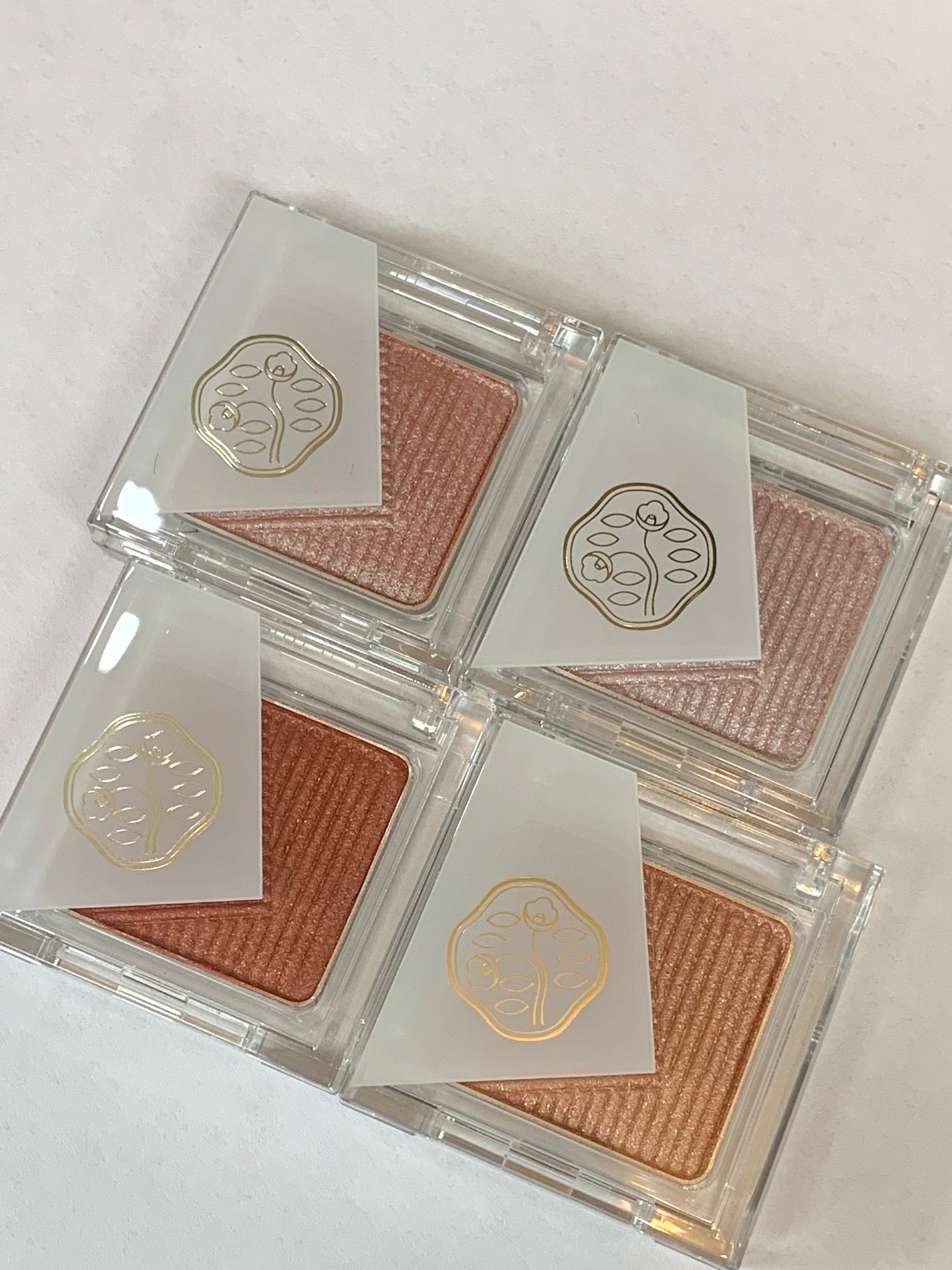 オーラデュウ プリズム イルミネーター ピコ/SHISEIDOザ・メーキャップ/単色アイシャドウを使ったクチコミ(1枚目)