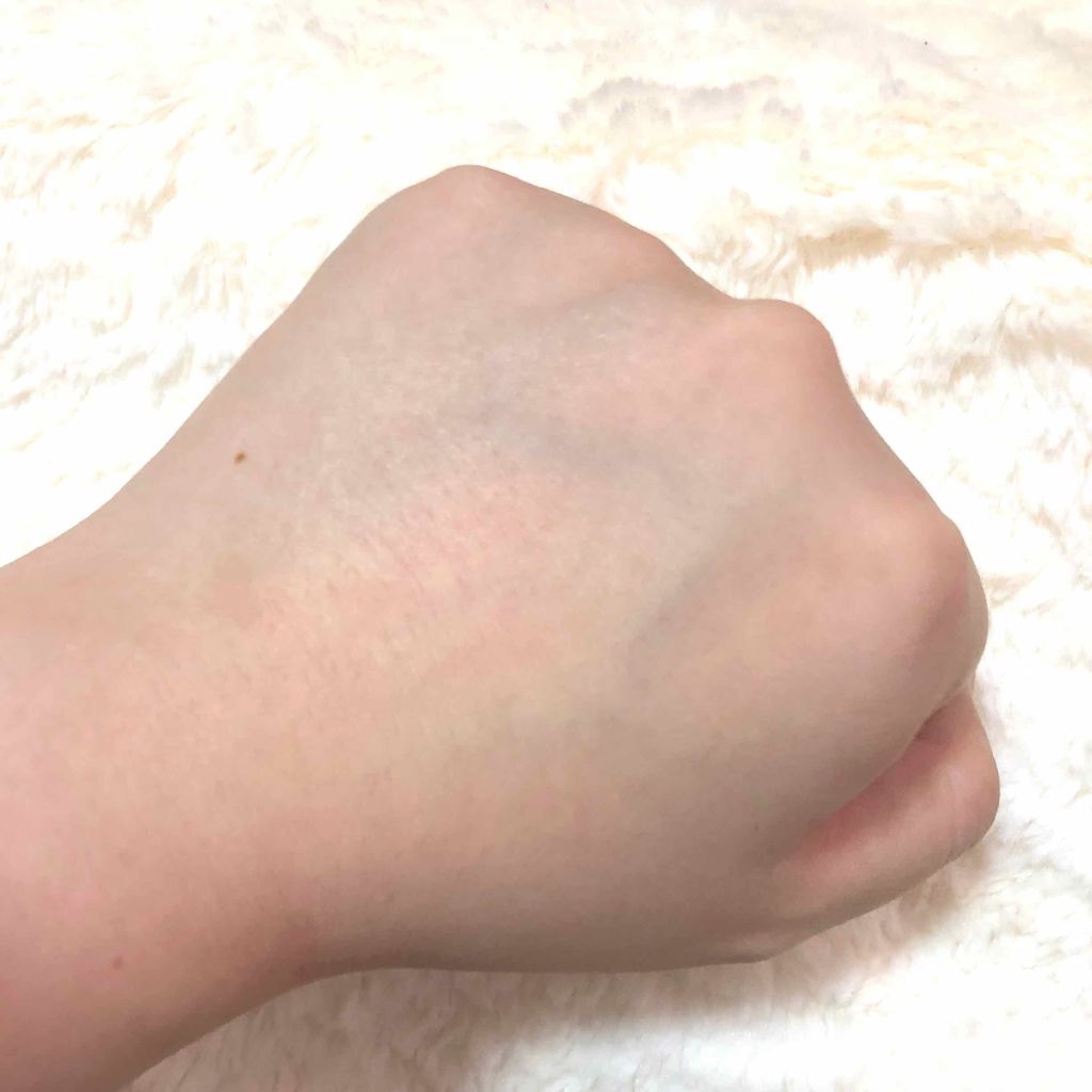 ESPRIQUE カバーするのに素肌感持続 パクト UVのクチコミ「エスプリークのカバーするのに素肌感持続 パクト UVレビュー

私はかなりの脂性肌で、何も対策.....」（2枚目）