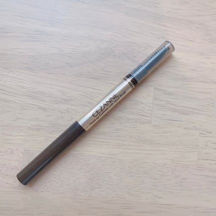 ブラシ付きアイブロウ繰り出し/CEZANNE/アイブロウペンシルを使ったクチコミ(1枚目)