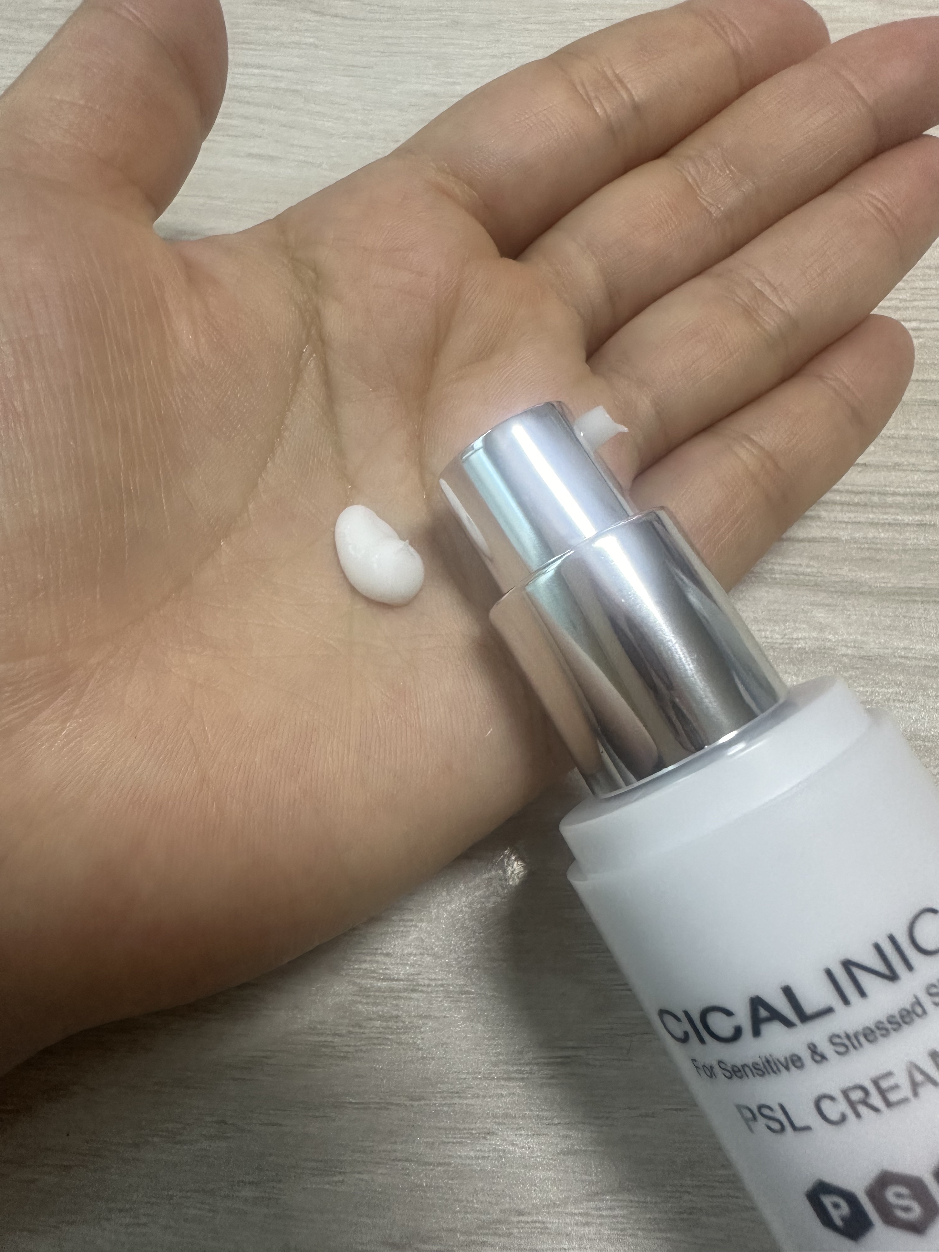 シカリニック PSL クリーム/CICALINIC/フェイスクリームを使ったクチコミ（2枚目）