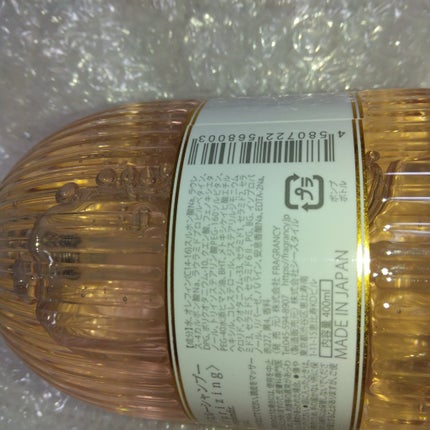 ロウレンス マベルフルール シャイニングスルーシャンプー/トリートメントのクチコミ「シリーズで揃えてみました
こちらは見た目にひと目ぼれ❤
姫🌟って感じです
シャンプーはさっぱり.....」(3枚目)