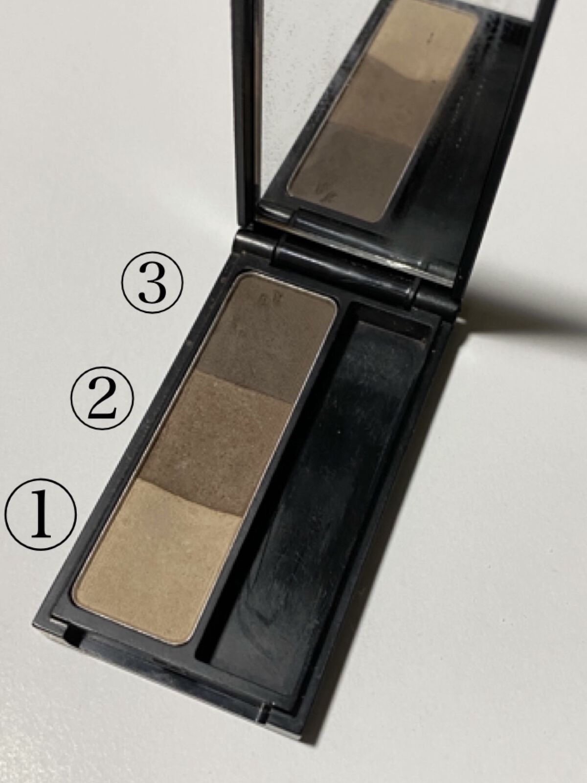 UR GLAM　EYEBROW POWDER/U R GLAM/パウダーアイブロウを使ったクチコミ（2枚目）