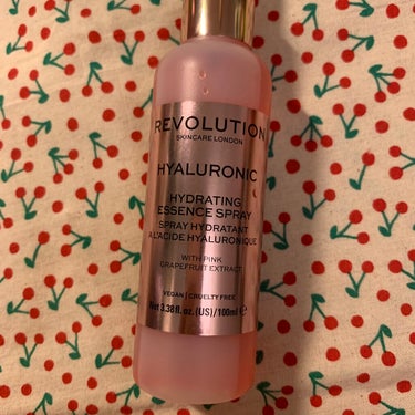 Revolution skincare hyaluronic hydrating essence spray/MAKEUP REVOLUTION/ミスト状化粧水を使ったクチコミ（3枚目）