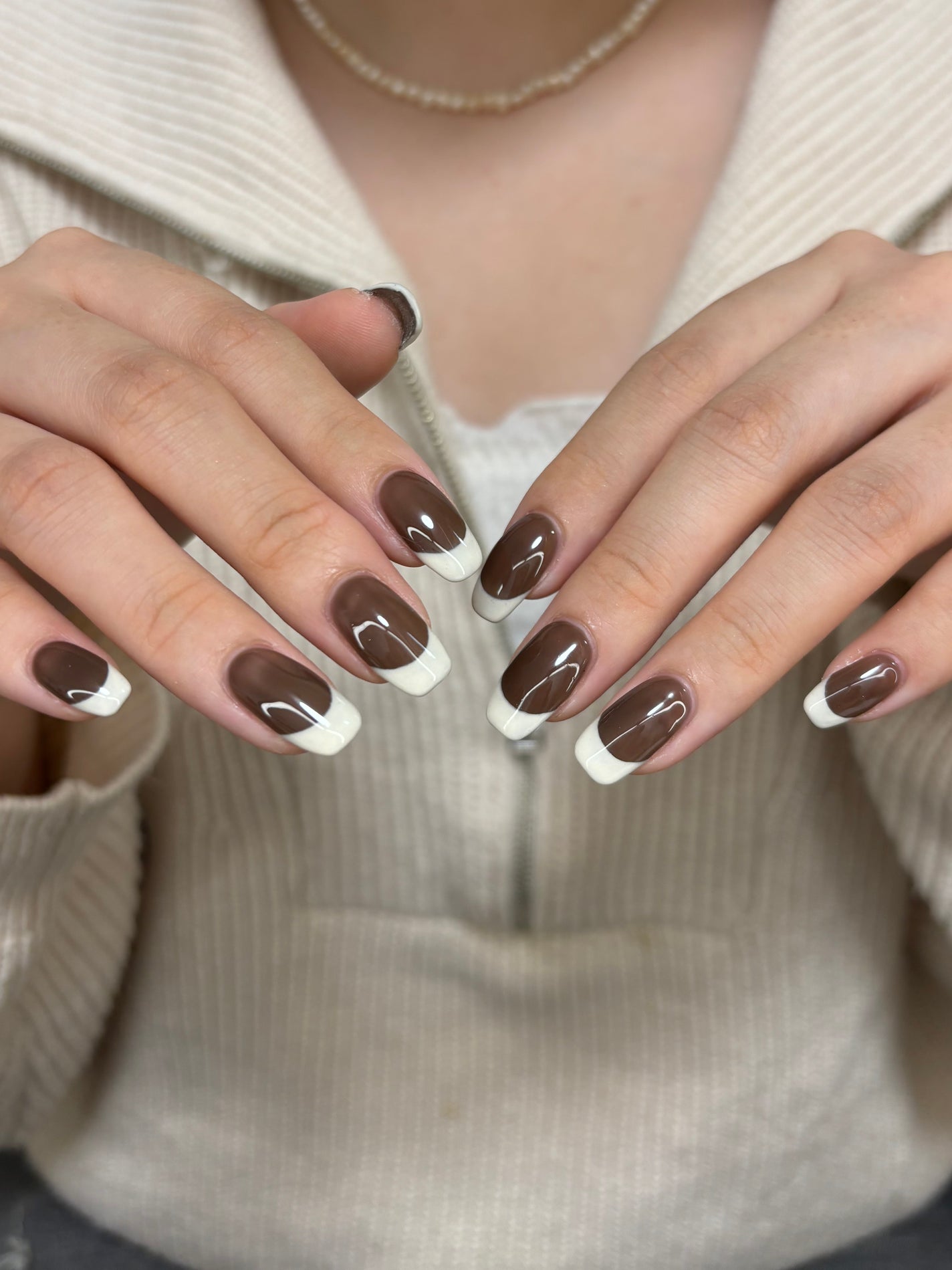 夏美🍉フォロバ on LIPS 「【コーヒーゼリーなフレンチネイル🐼☕️🍃】秋冬にぐっと増えるブ..」(3枚目)