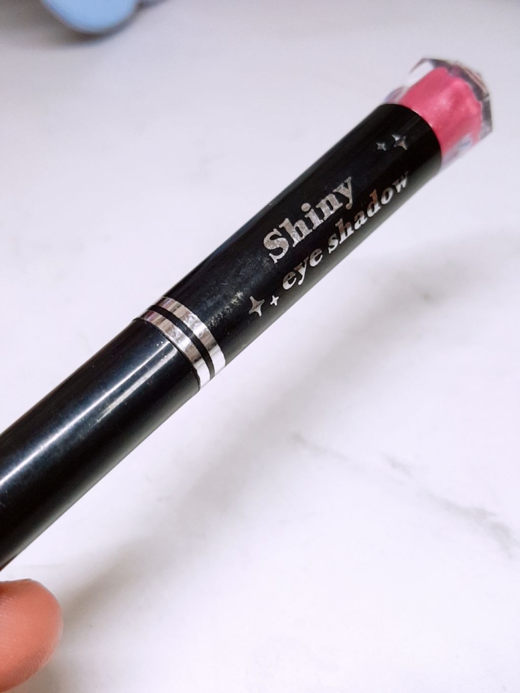 シャイニーアイシャドウ/DAISO/スティックアイシャドウを使ったクチコミ(1枚目)