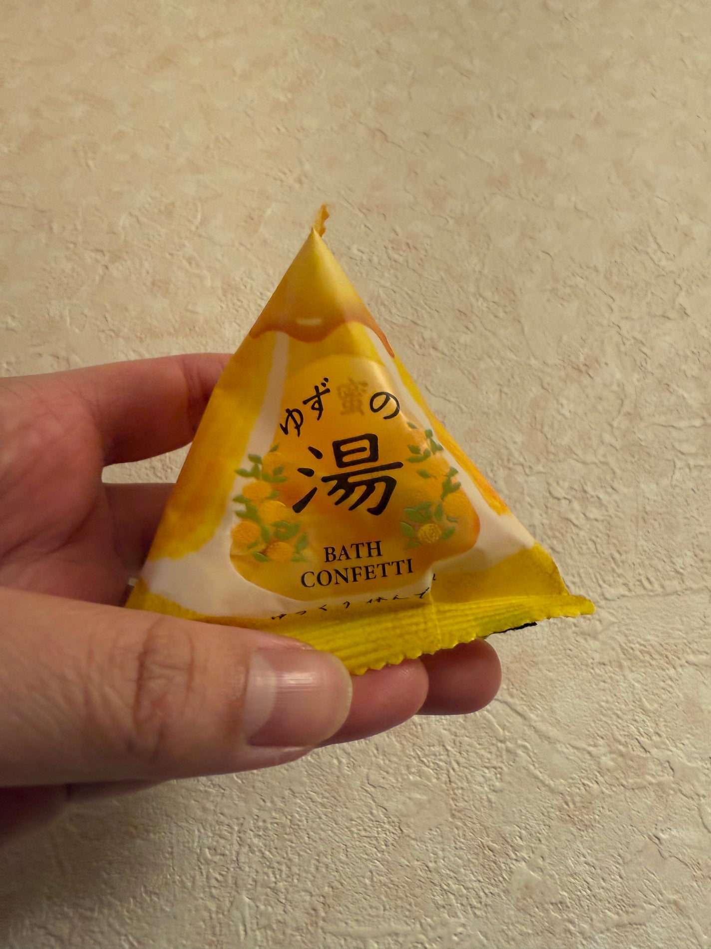 バスコンフェッティ ゆず/サンハーブ/保湿系入浴剤を使ったクチコミ(1枚目)