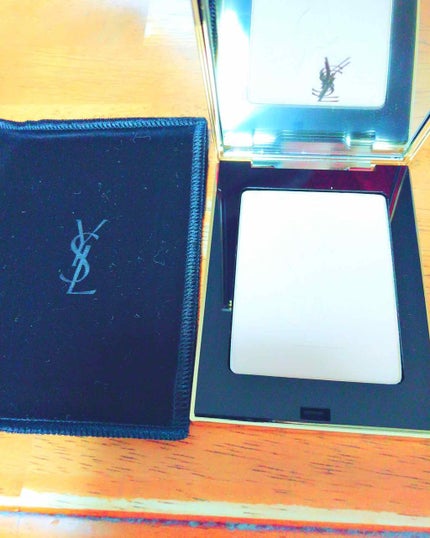 ラディアントコンパクトパウダー/YVES SAINT LAURENT BEAUTE/プレストパウダーを使ったクチコミ(1枚目)