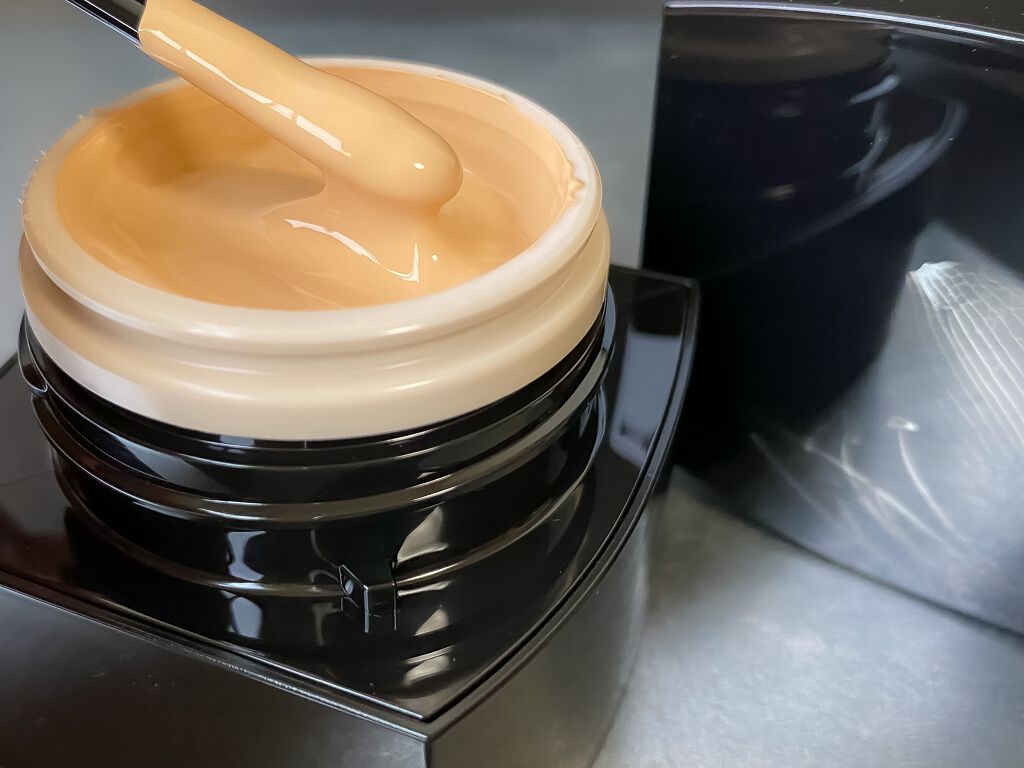 ハイドレイティング カラークリーム/B.A/リキッドファンデーションを使ったクチコミ（2枚目）