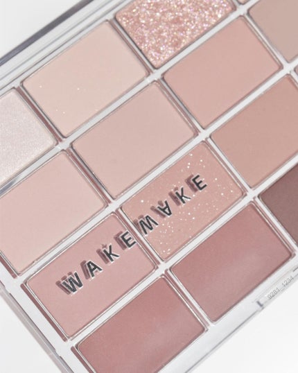 ソフトブラーリングアイパレット/wakemake/アイシャドウパレットを使ったクチコミ(1枚目)