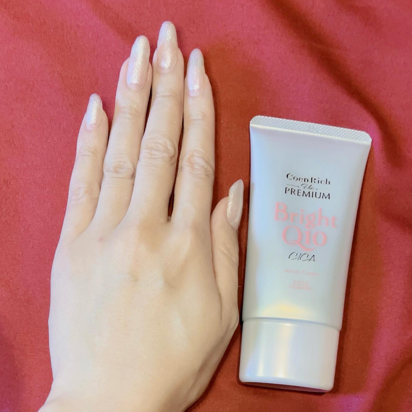 コエンリッチ ザ プレミアム ライトアップ モイストガード ハンドクリーム/コエンリッチQ10/ハンドクリームを使ったクチコミ（2枚目）