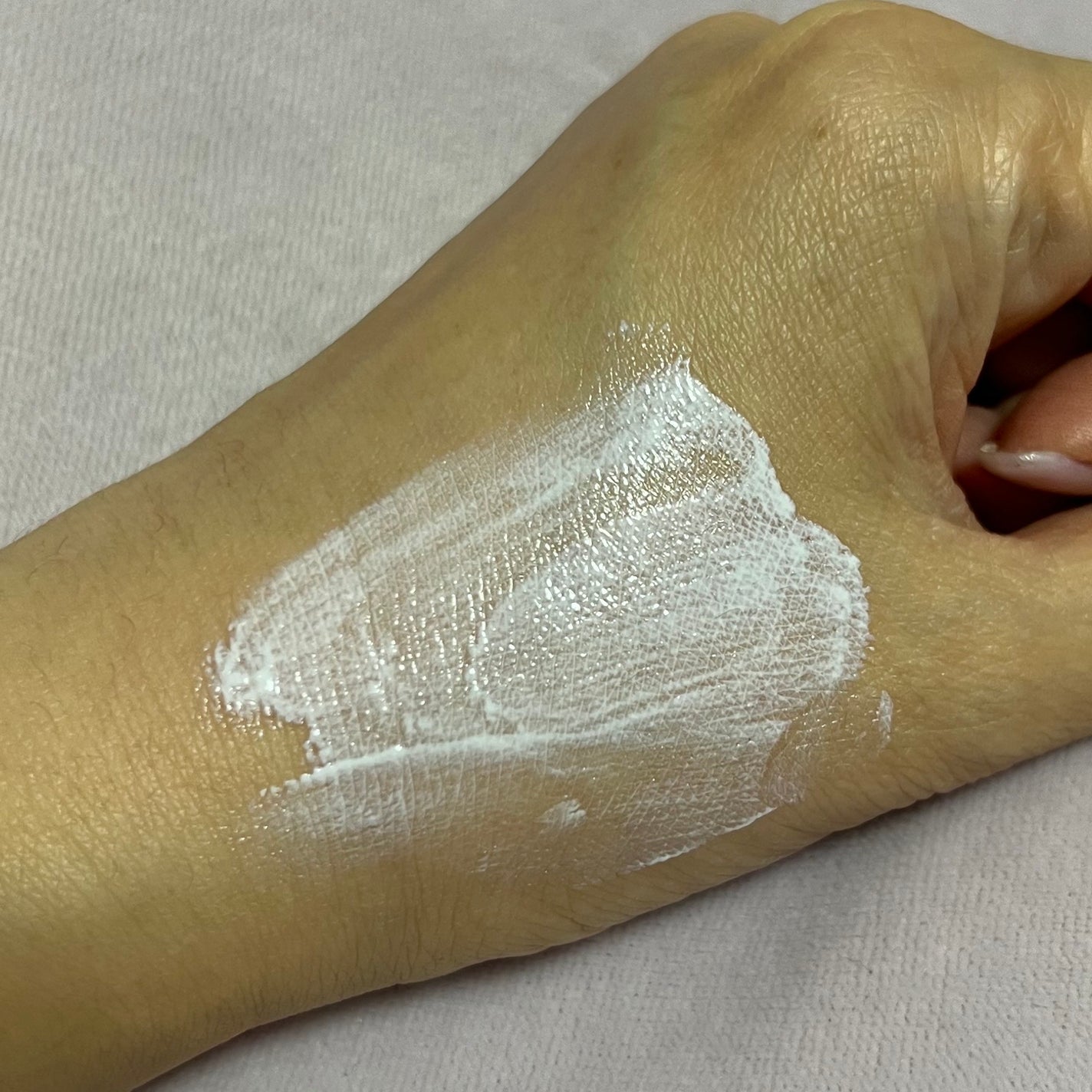 ビオレUV アクアリッチ ウォータリーホールドクリーム(水肌記憶UV)/ビオレ/日焼け止めクリームを使ったクチコミ(3枚目)