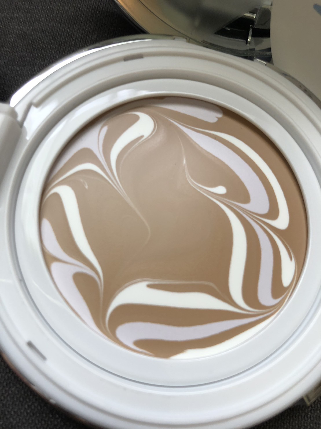 ダブル セラム バーム ファンデーション 23 イエローベージュ/Dr.Althea/クリーム・エマルジョンファンデーションを使ったクチコミ（2枚目）