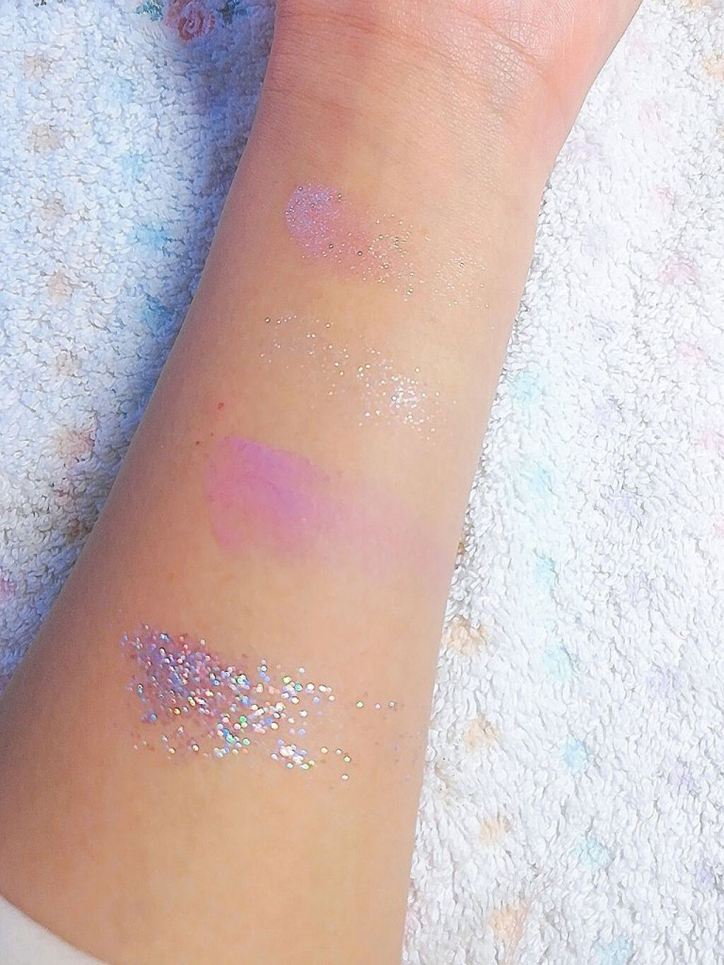 アイランドアドベンチャー4アイシャドウ/HEXZE(ヘックスゼ)/アイシャドウパレットを使ったクチコミ(2枚目)