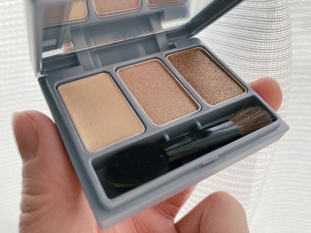 スリーサムデザイニングアイカラー/& WOLF/アイシャドウパレットを使ったクチコミ（2枚目）