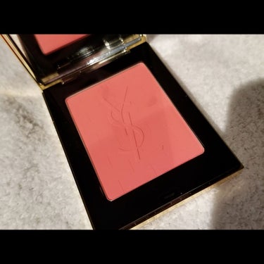 フェイスパレット ストリート＆アイ/YVES SAINT LAURENT BEAUTE/パウダーチークを使ったクチコミ（2枚目）