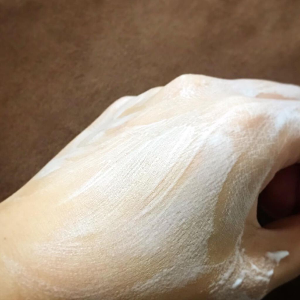 ホイップラップハンドクリーム/ビューティーワールド/ハンドクリームを使ったクチコミ(3枚目)