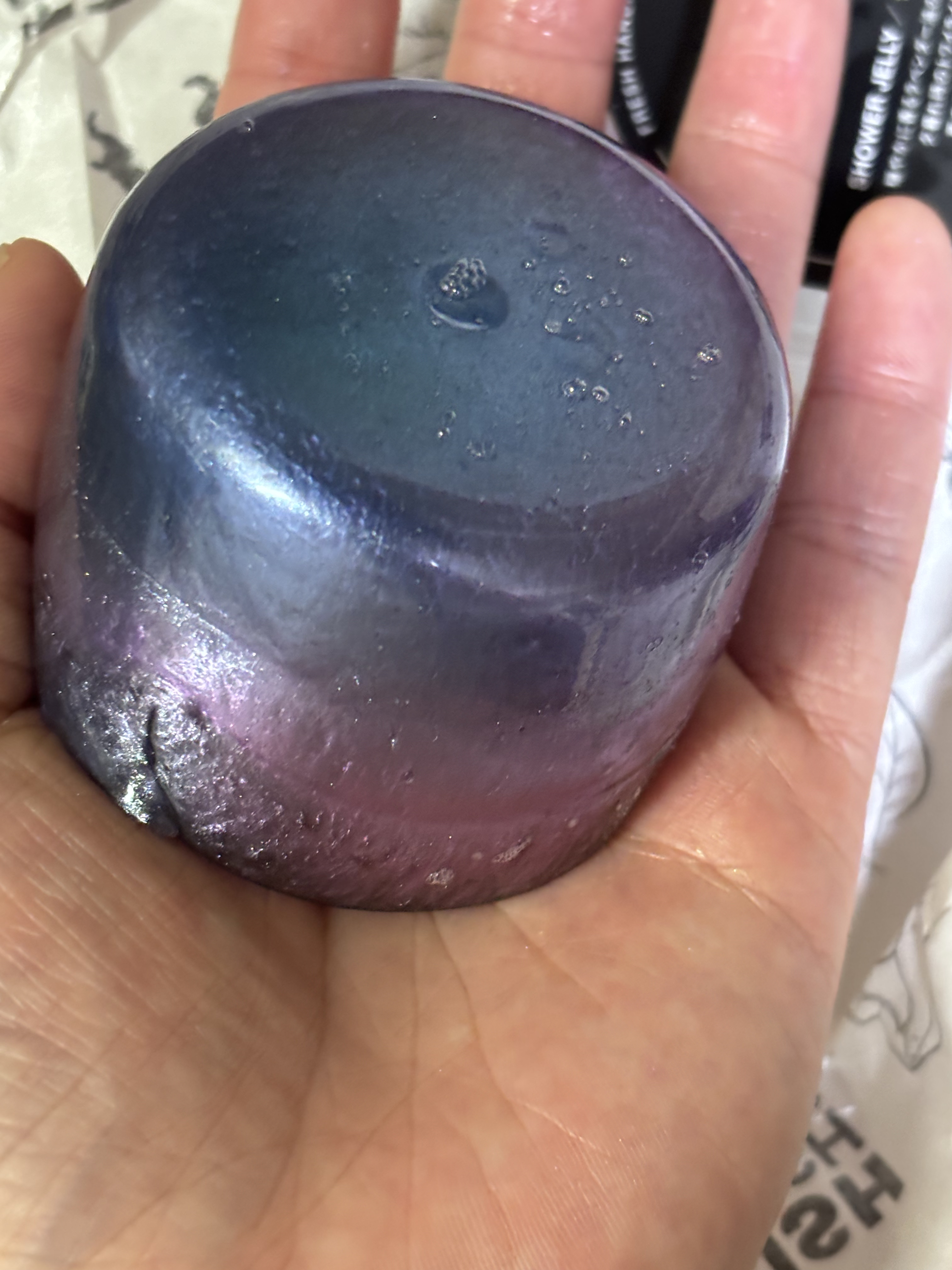 ラッシュ トワイライト シャワージェリーのクチコミ「#ラッシュ
#シャワージェリー #美ボディの相棒グッズ 
またまた続けてラッシュレビュー
長年.....」（3枚目）