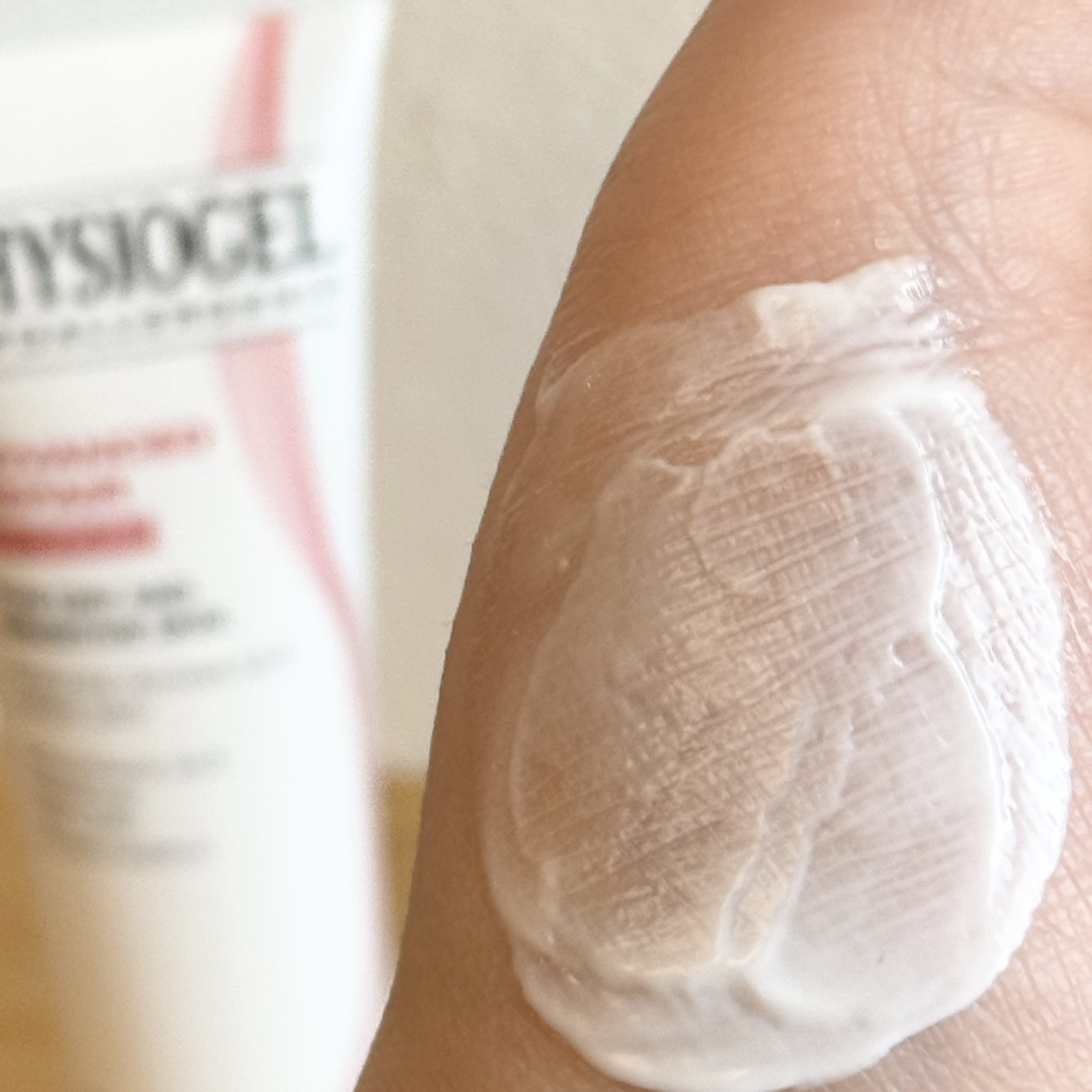 アドバンスドリペア AI クリーム/PHYSIOGEL/フェイスクリームを使ったクチコミ（3枚目）