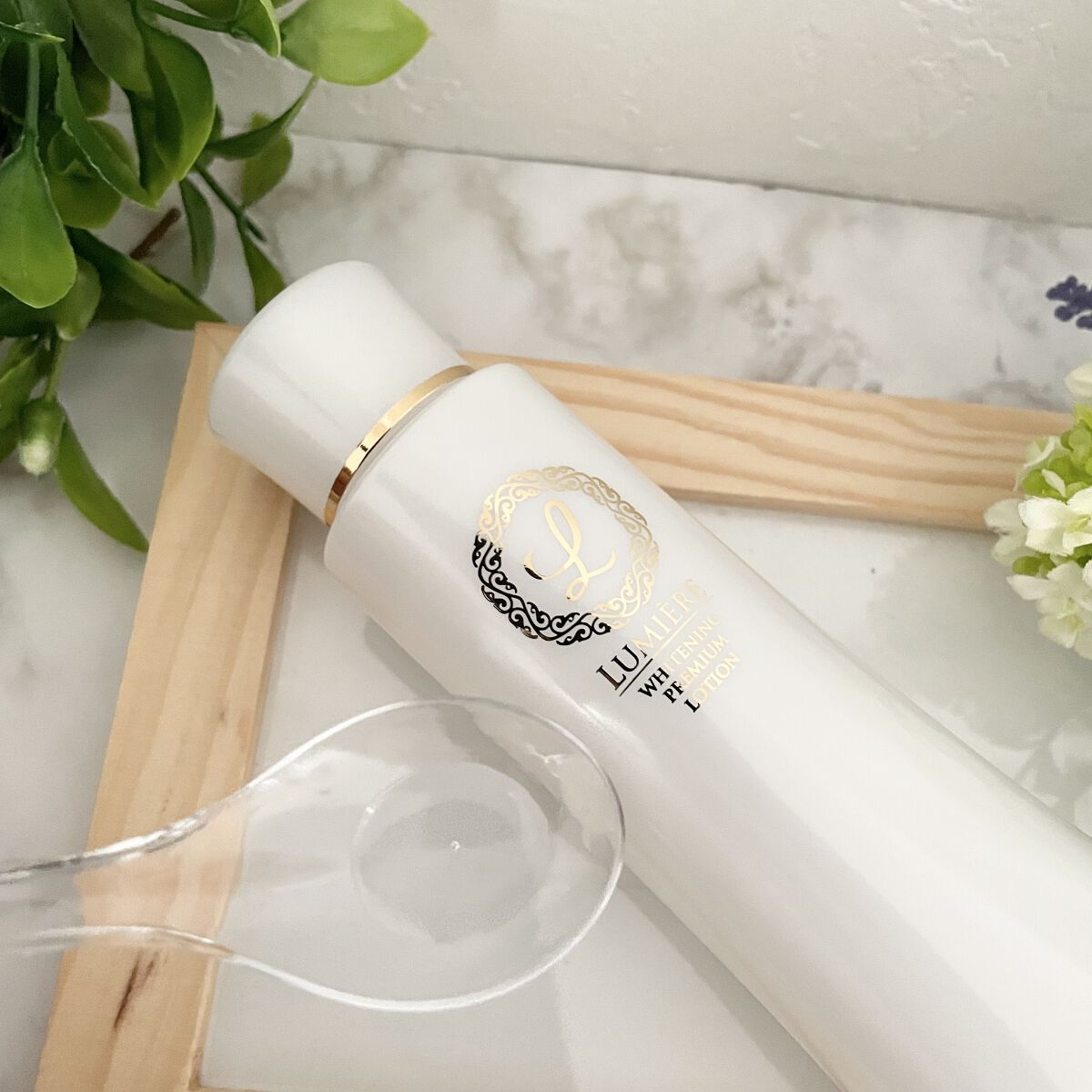 薬用美白化粧水 リュミエール ホワイトニング プレミアム ローション/Lumiere (海外)/化粧水を使ったクチコミ（2枚目）