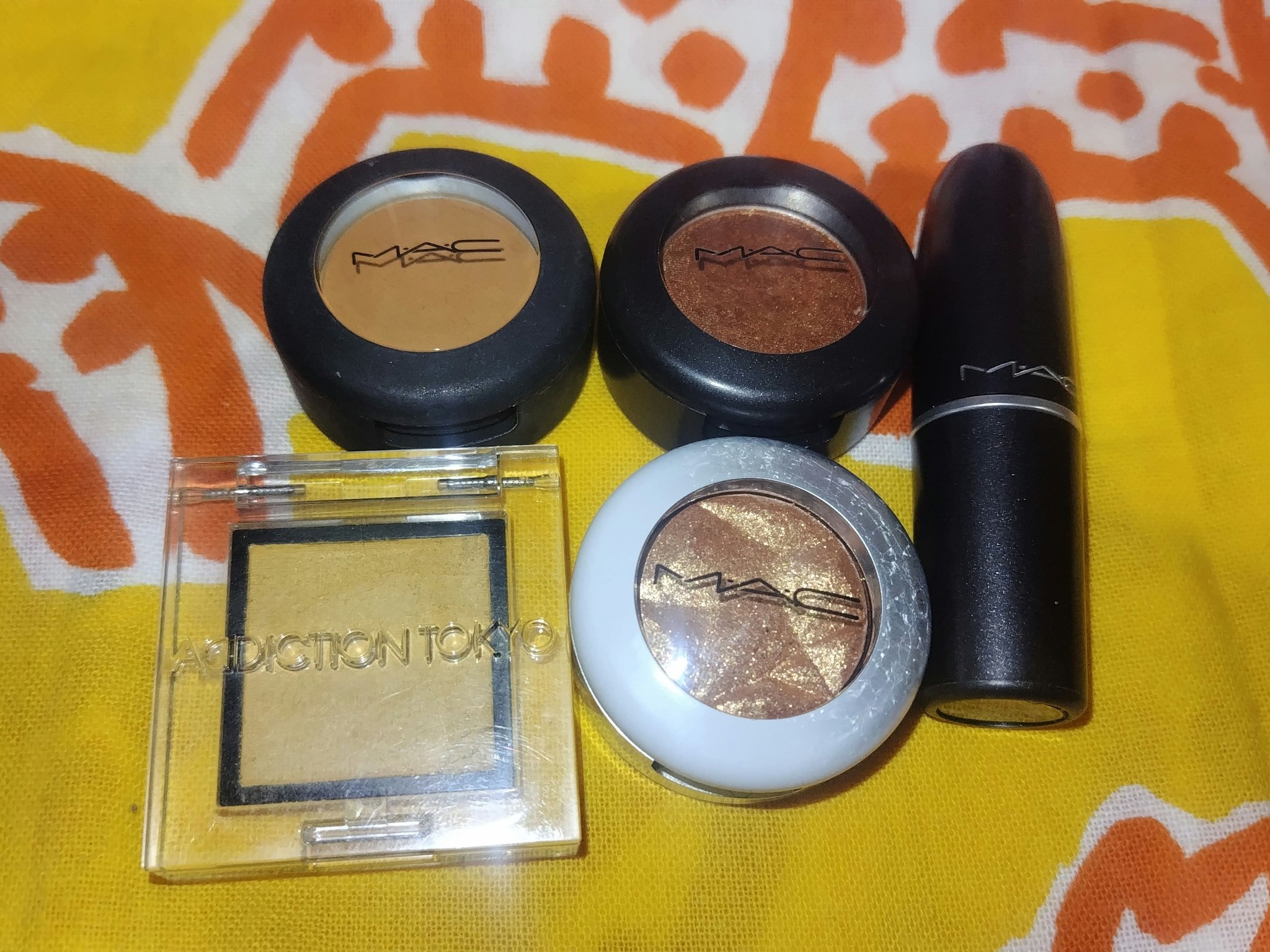スパークラー アイシャドウ/M・A・C/単色アイシャドウを使ったクチコミ（1枚目）