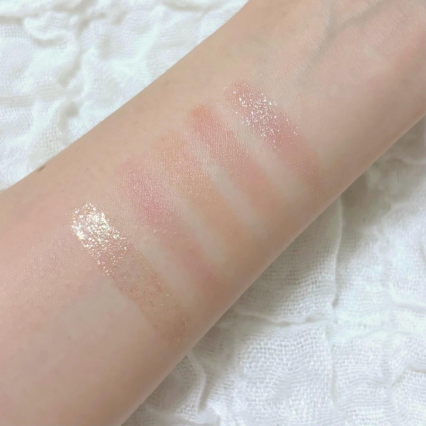 トーン ホリデー スイーツ ボックス Midnight Sweets & Twinkle Caramel/to/one/メイクアップキットを使ったクチコミ(2枚目)