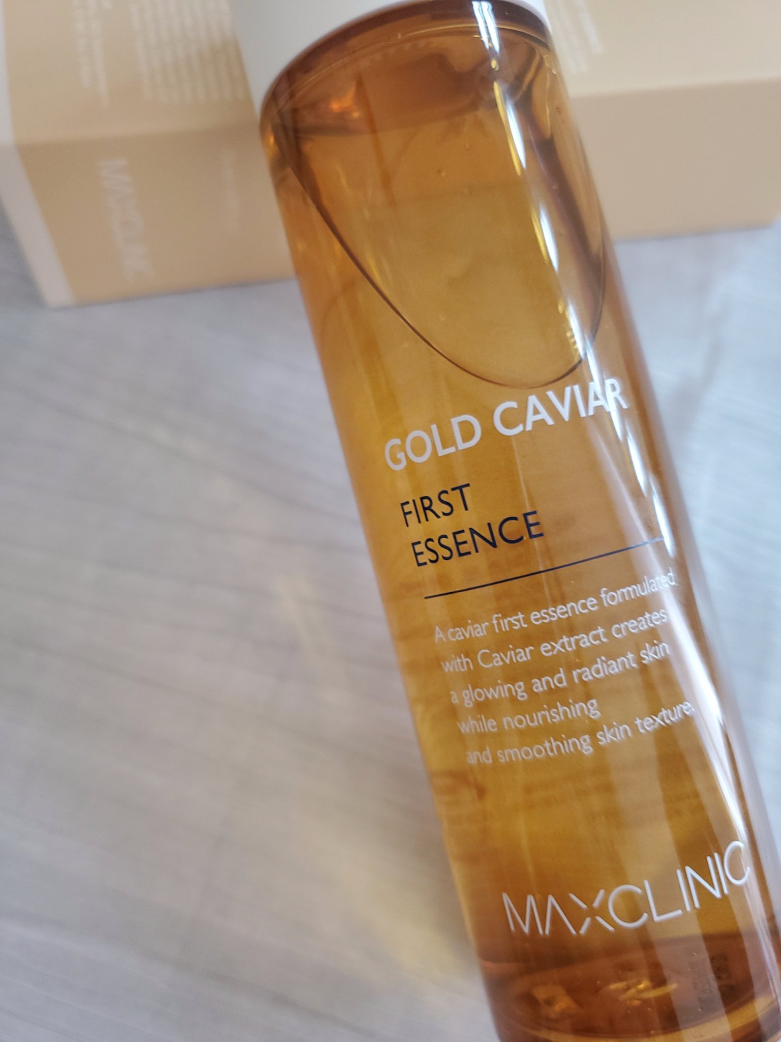 MAXCLINIC ゴールドキャビアファーストエッセンスのクチコミ「
MAX CLINIC
GOLD CAVIAR FIRST ESSENCE🟡

ゴールドキャビ.....」（1枚目）