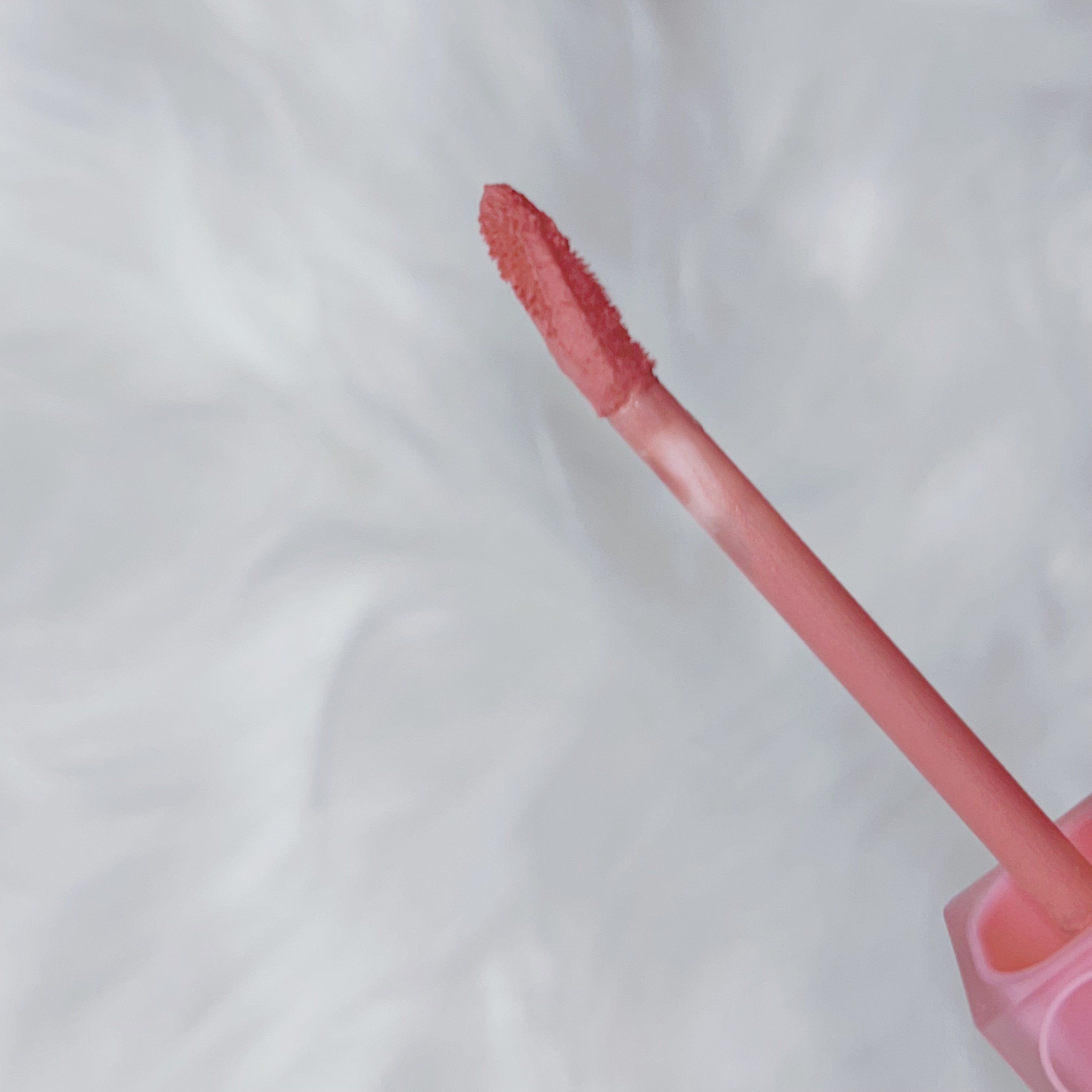 rom&nd ブラーファッジティント 13 クーリングアップ(COOLING UP)/rom&nd/リップティントを使ったクチコミ（3枚目）