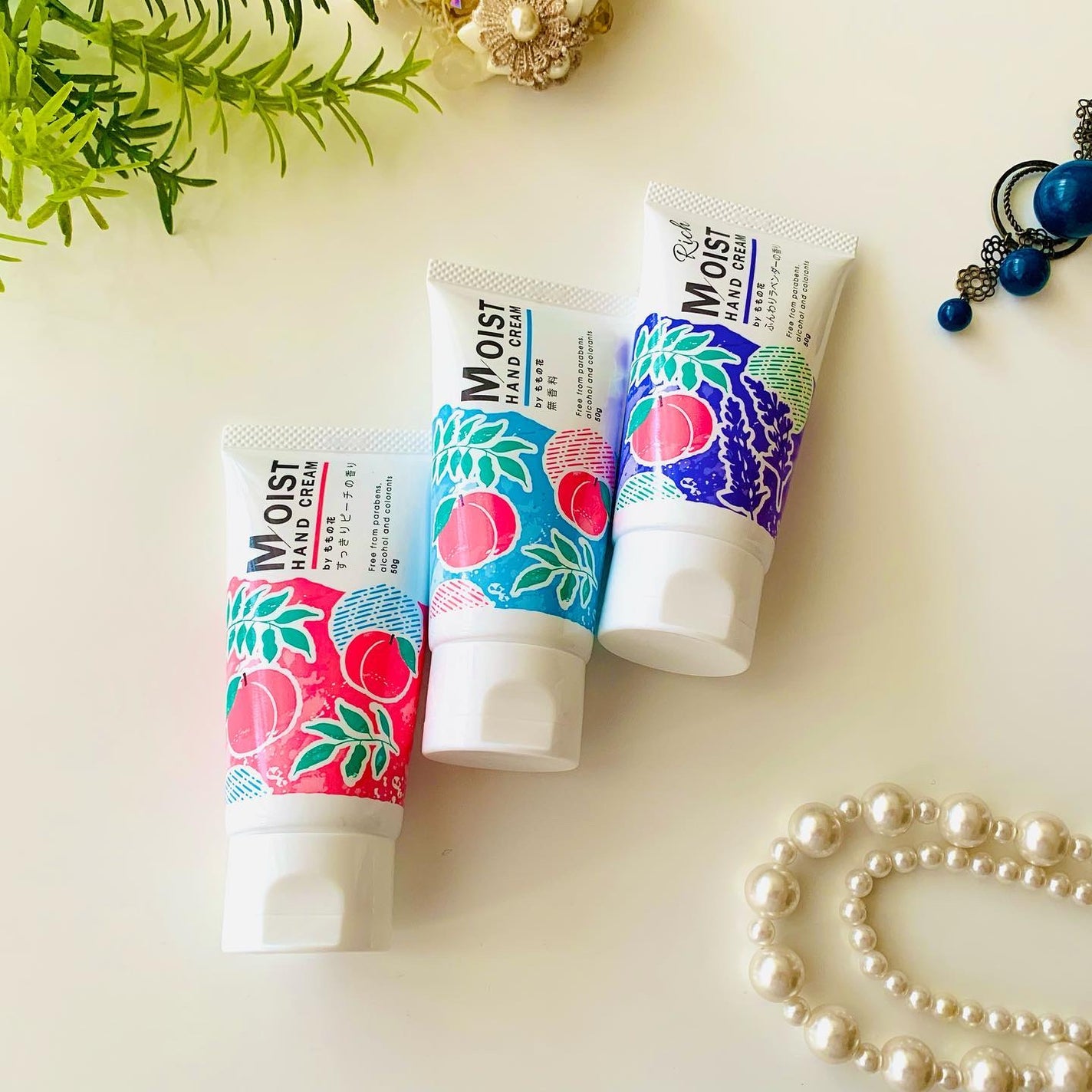 ももの花 モイストハンドクリーム すっきりピーチの香り/オリヂナル/ハンドクリームを使ったクチコミ(5枚目)