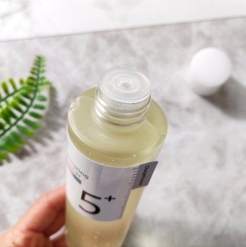 5番 白玉グルタチオンCエッセンシャルトナー/numbuzin/化粧水を使ったクチコミ(4枚目)