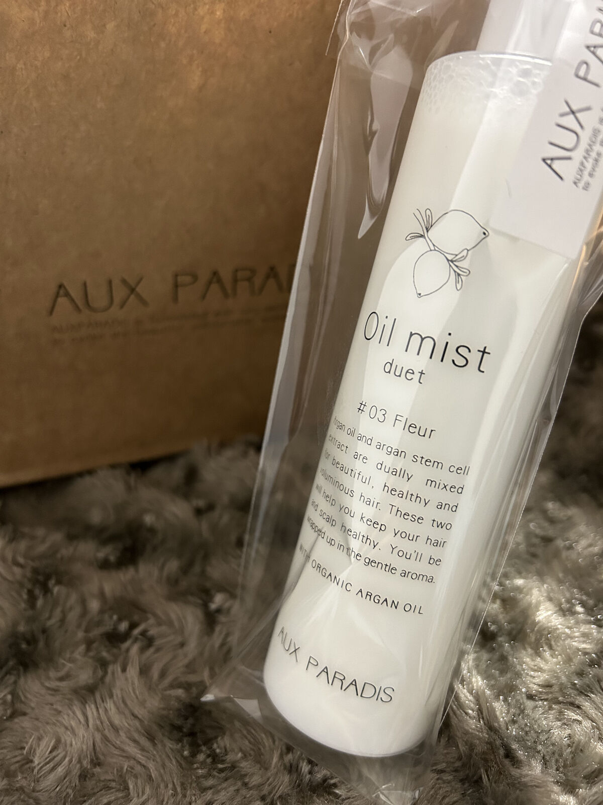 フルールオイルミストデュエット/AUX PARADIS/ヘアオイルを使ったクチコミ（1枚目）