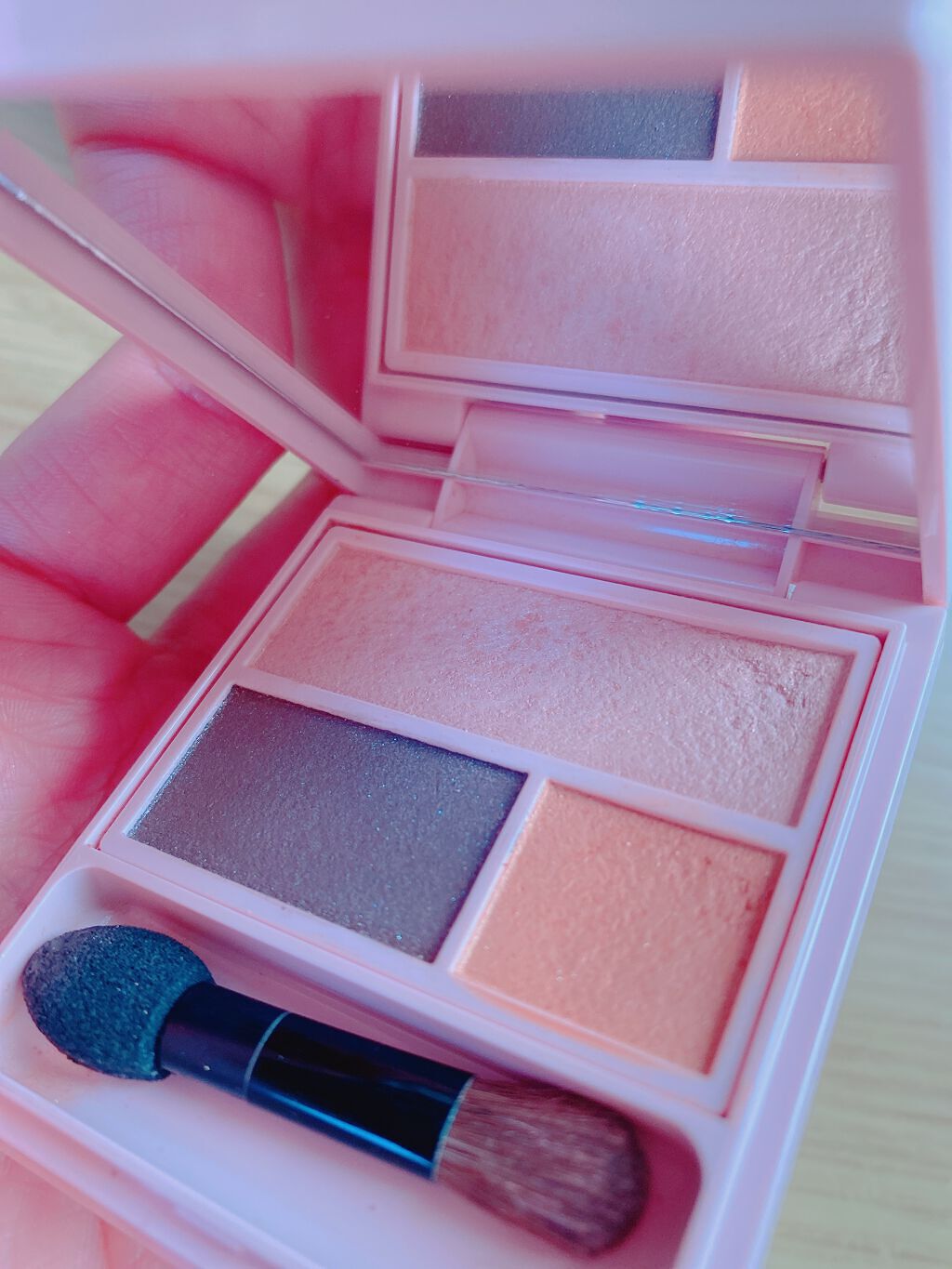 フーミー アイシャドウパレット/WHOMEE/アイシャドウパレットを使ったクチコミ(2枚目)