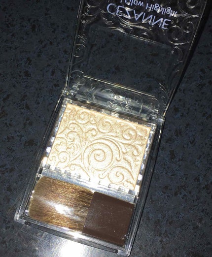 パールグロウハイライト/CEZANNE/パウダーハイライトを使ったクチコミ(2枚目)