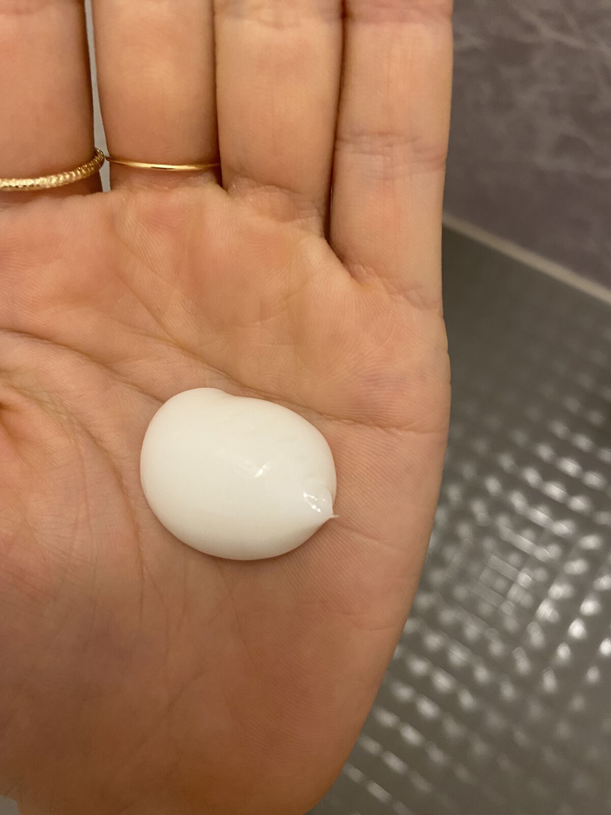 モイストアップ ジェル シャンプー/トリートメント/fuettarich (フエッタリッチ)/サロンシャンプーを使ったクチコミ（3枚目）