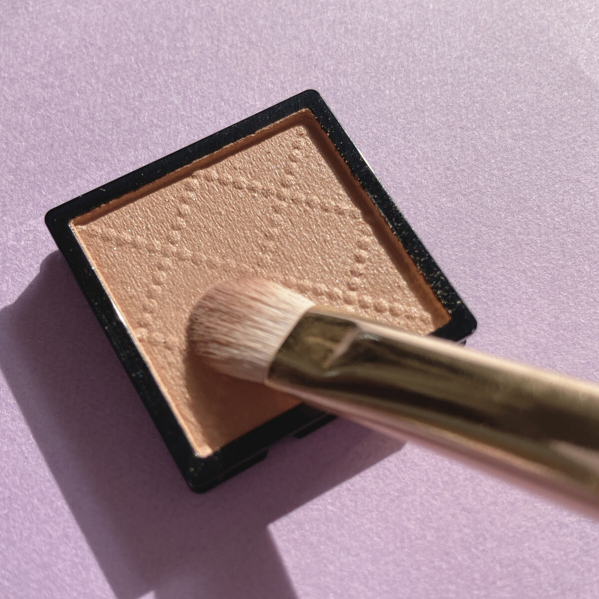 ニューデップスアイシャドウ/hince/単色アイシャドウを使ったクチコミ（2枚目）