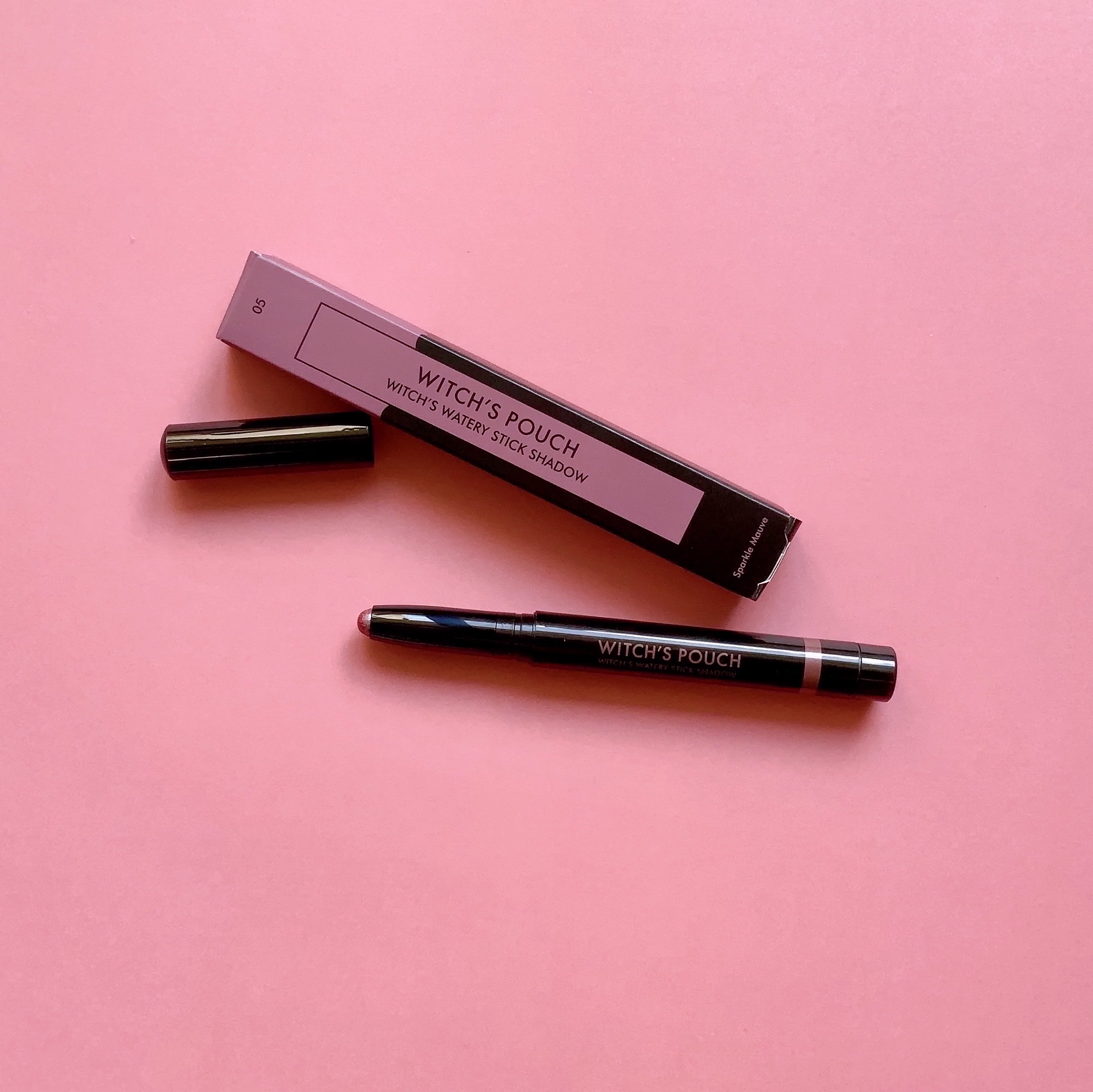 ウォータリースティックシャドウ/Witch's Pouch/スティックアイシャドウを使ったクチコミ（1枚目）