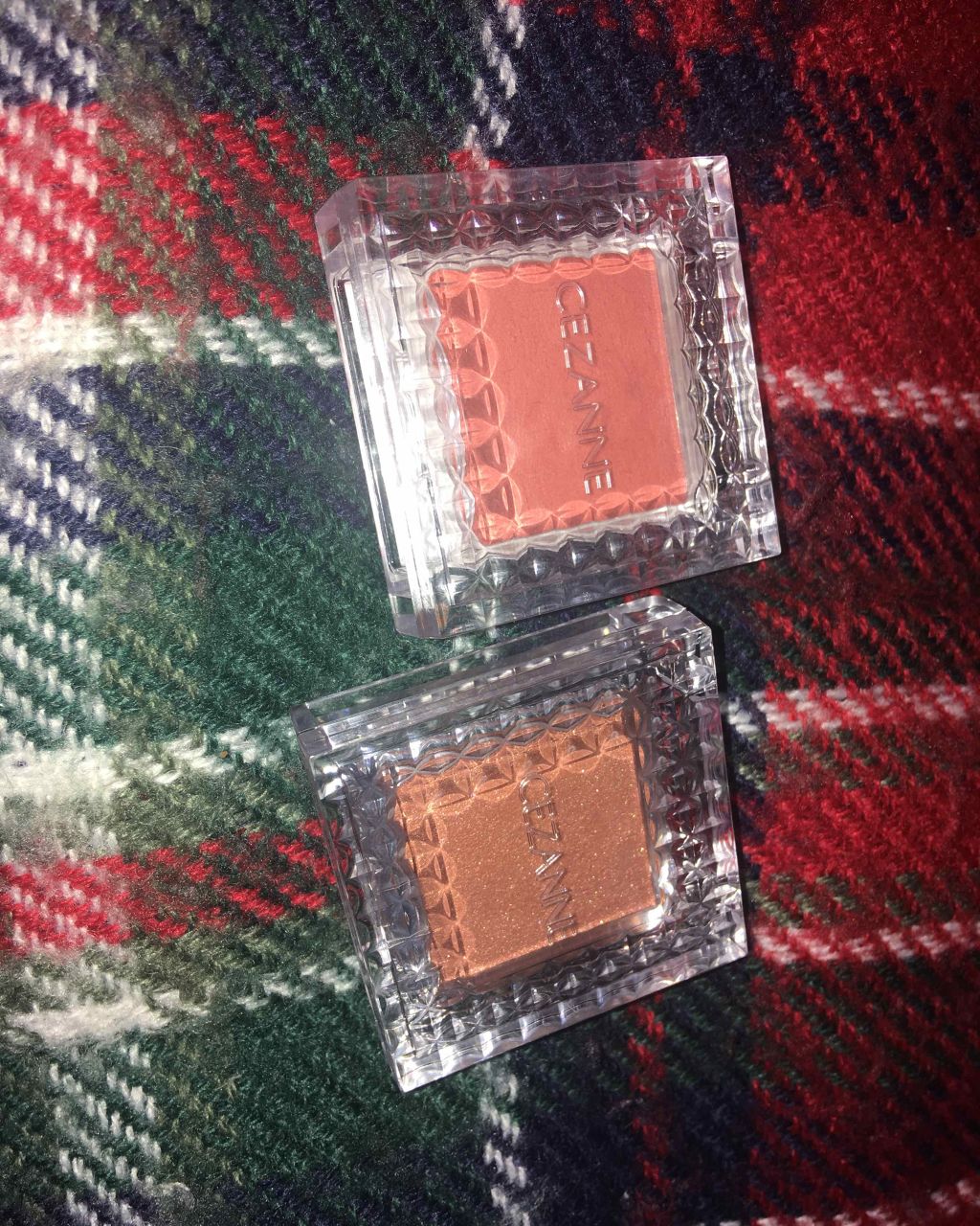 シングルカラーアイシャドウ/CEZANNE/単色アイシャドウを使ったクチコミ(2枚目)