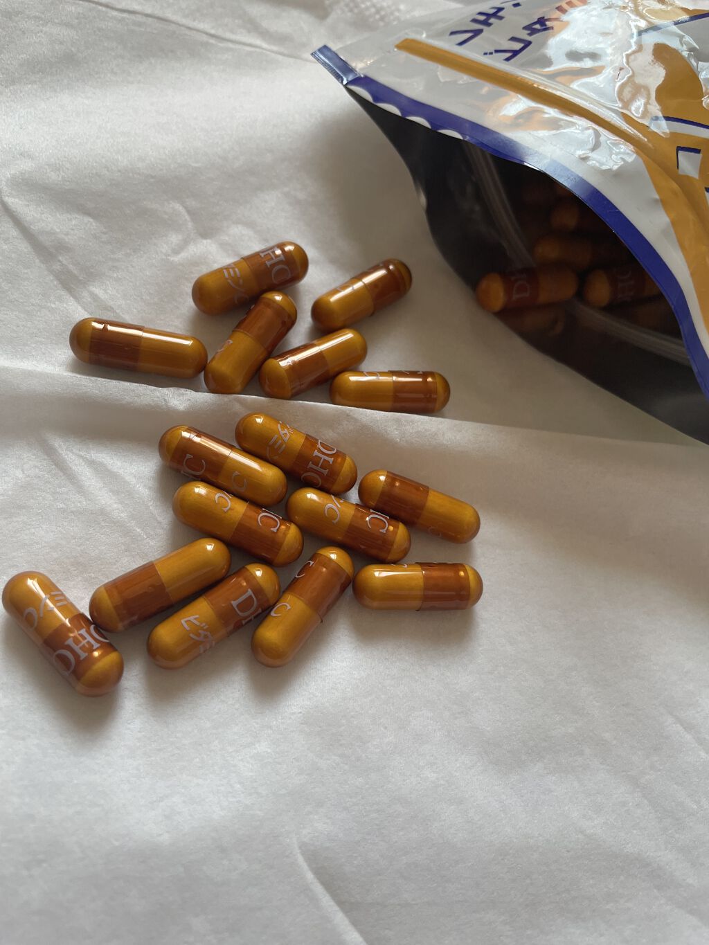 DHC ビタミンＣハードカプセル/DHC/美容サプリメントを使ったクチコミ（2枚目）