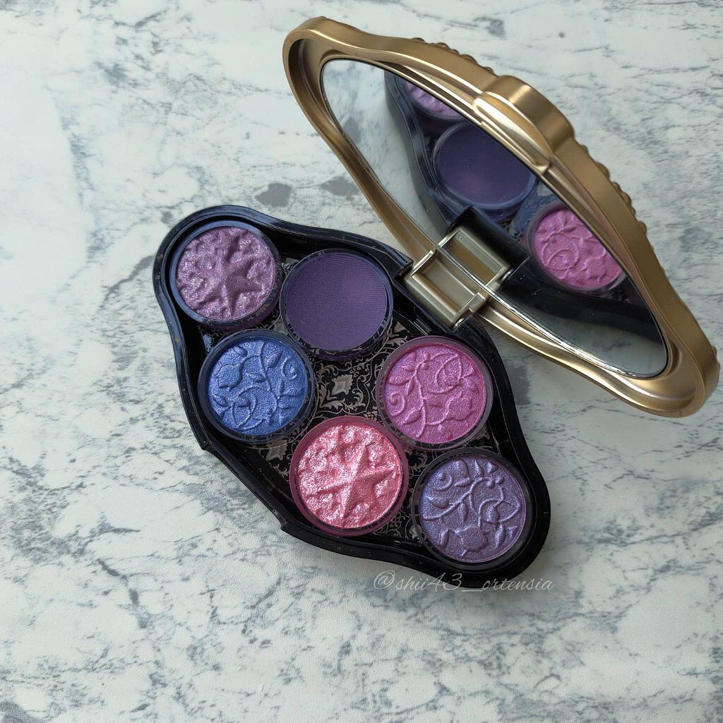 クリーミー アイカラー 200/ANNA SUI/ジェル・クリームアイシャドウを使ったクチコミ（1枚目）