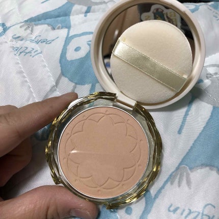 UVシルクフェイスパウダー/CEZANNE/プレストパウダーを使ったクチコミ(3枚目)