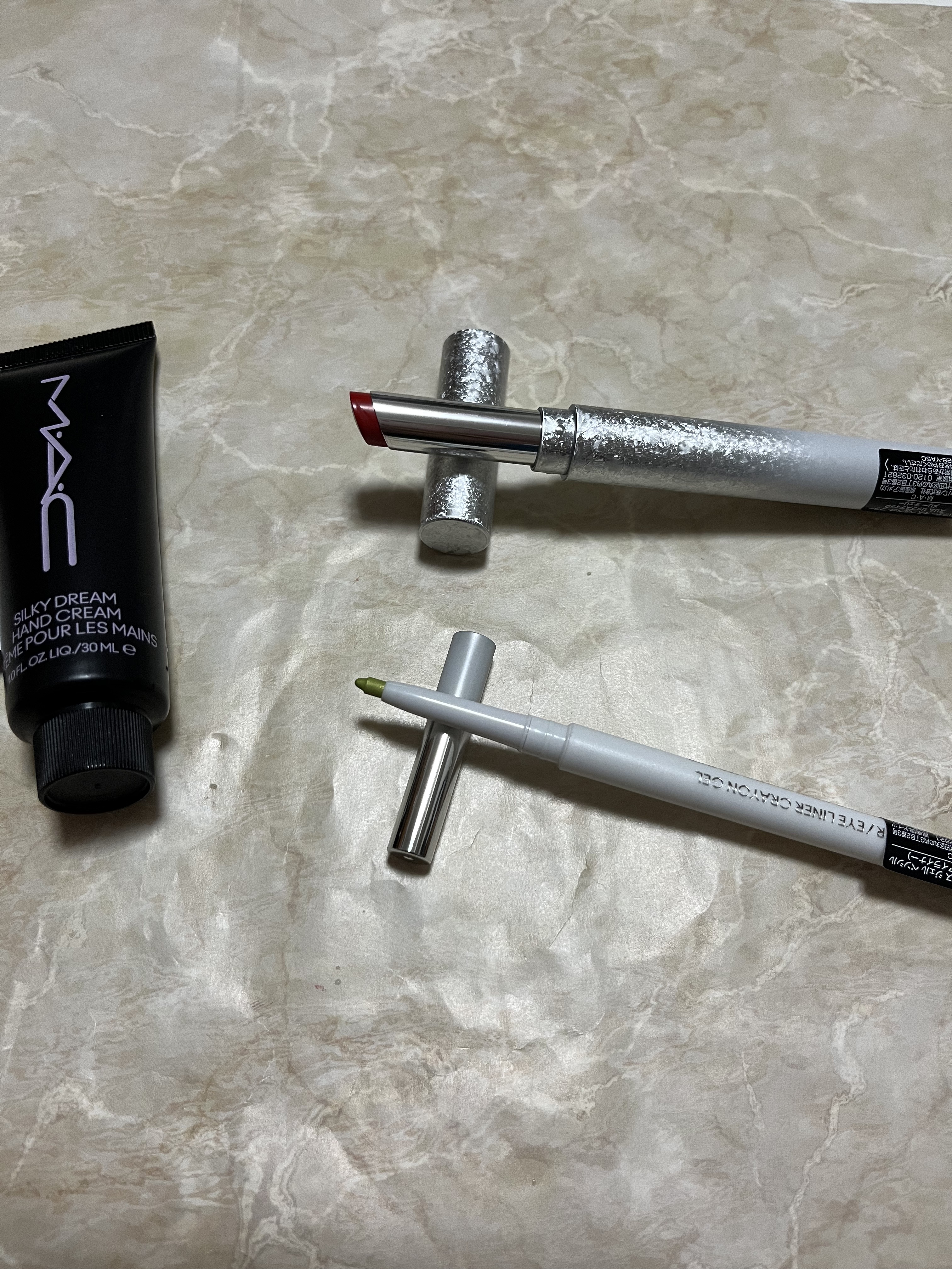 カラー エクセス ジェル ペンシル グリーム オン/M・A・C/ジェルアイライナーを使ったクチコミ（2枚目）