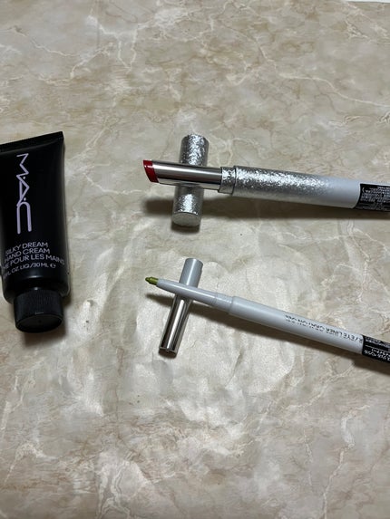 パウダー キス ベルベット ブラー スリム リップスティック メリー チェリー/M・A・C/口紅の画像