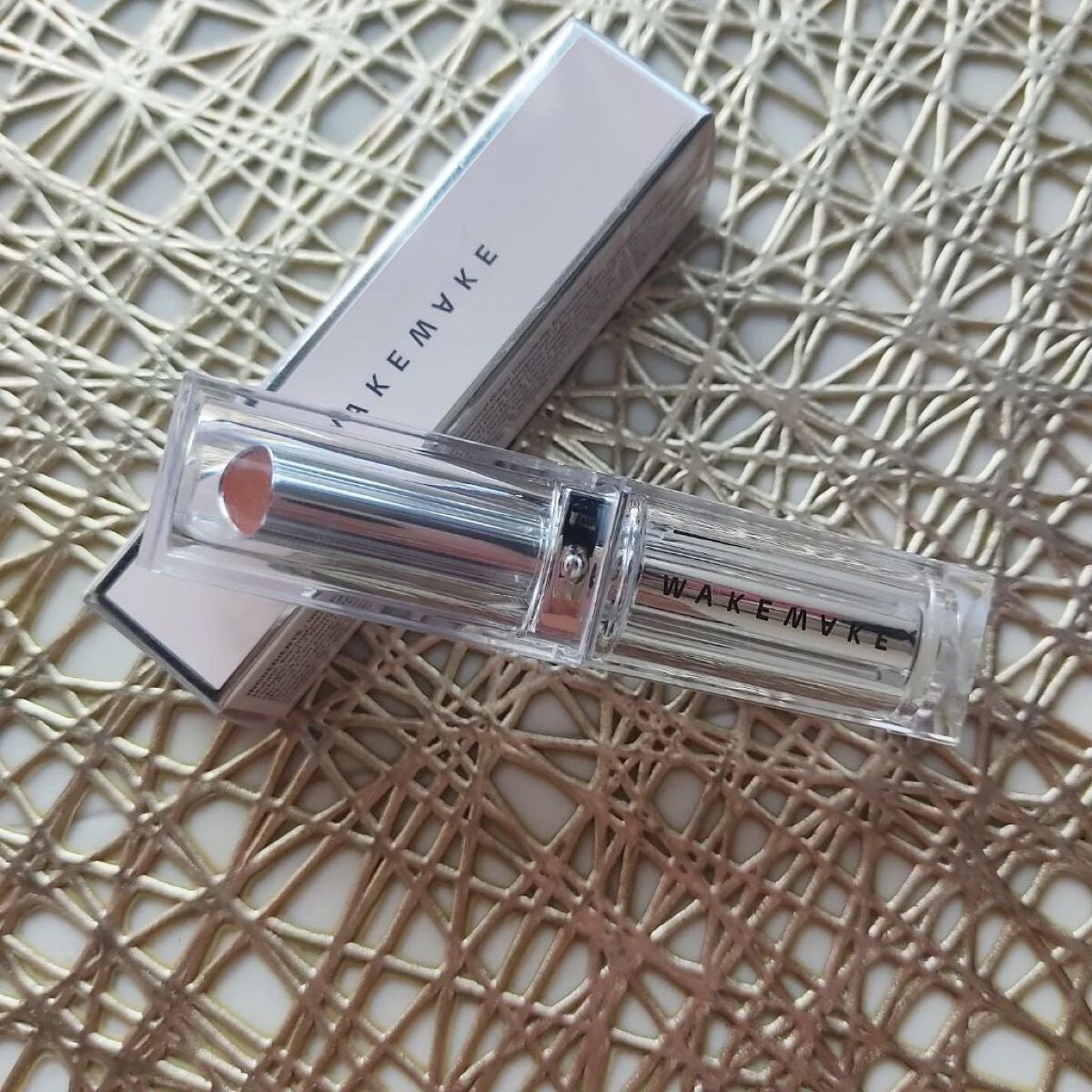 りれママ♥️韓国コスメ🇰🇷フォロバ✌️ on LIPS 「ウェイクメイク●デューイジェルグレーズスティック🤎06ベアリー..」(2枚目)