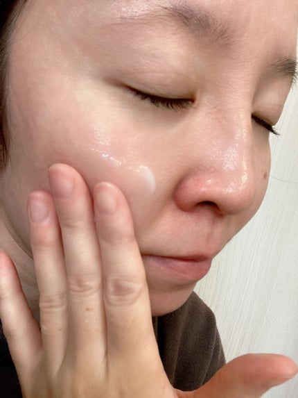 パーフェクトワン 薬用ホワイトニングジェル/パーフェクトワン/オールインワン化粧品を使ったクチコミ(5枚目)